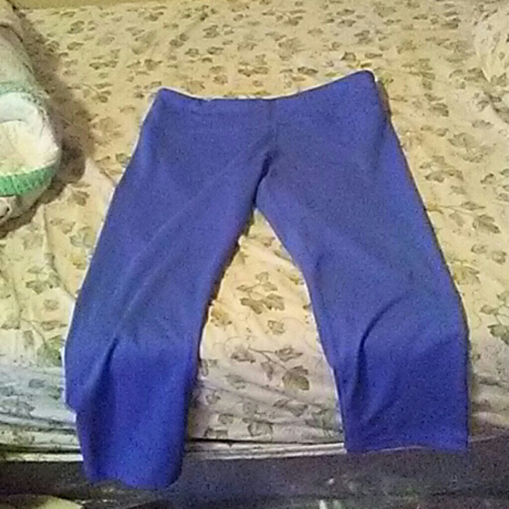 Blue yoga pants